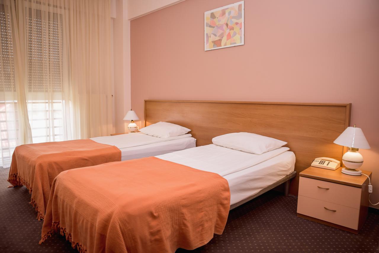Hotel Reghina Timişoara Eksteriør bilde